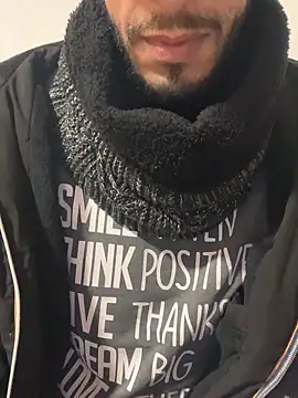 Snapshot of Yasar-Xxxl chatting on February 4, 7:53 pm Yasar-Xxxl online show from February 4, 7:53 pm