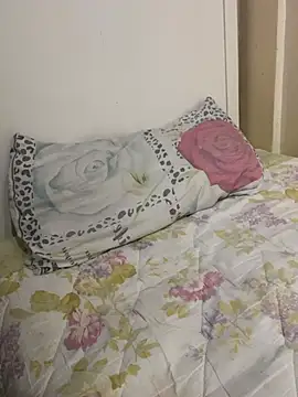 Snapshot of Yasar-Xxxl chatting on February 10, 7:51 pm Yasar-Xxxl online show from February 10, 7:51 pm