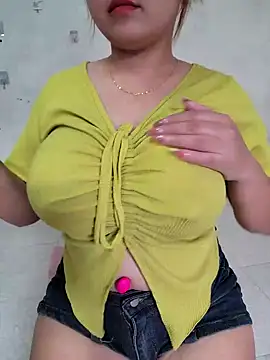 Snapshot of Akira_sera chatting on October 8, 1:03 am Akira sera online show from October 8, 1:03 am