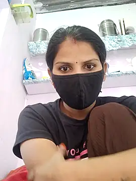 poojam93 online show from November 18, 8:41 am