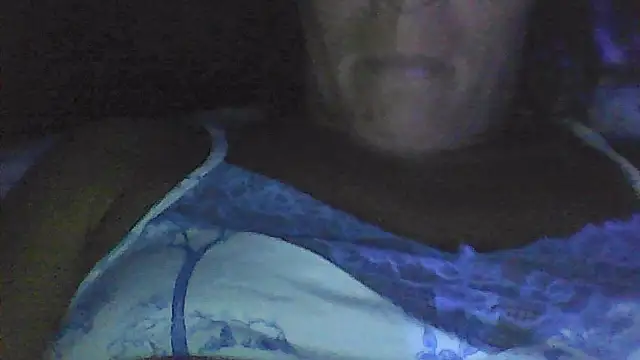 sarahkat86 online show from January 9, 2:25 am