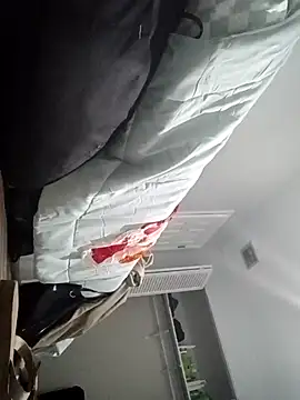 sarahkat86 online show from February 28, 11:06 pm