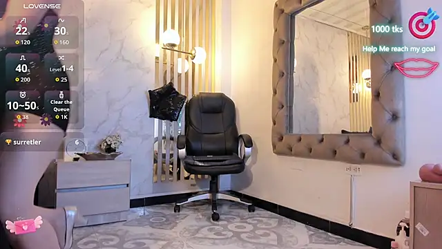 Ariagh  online show from February 18, 7:21 pm