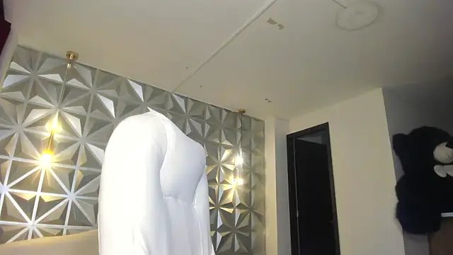 hellen tease online show from December 19, 12:34 pm