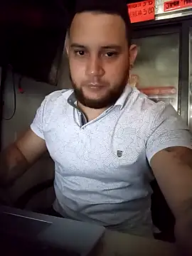 Catire10  online show from October 28, 4:09 pm