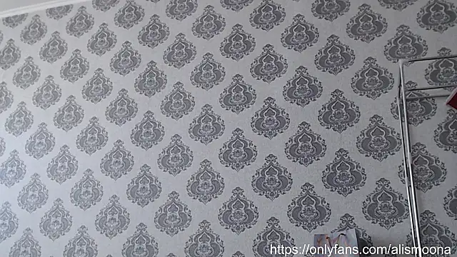 Alismoona online show from March 14, 8:20 am