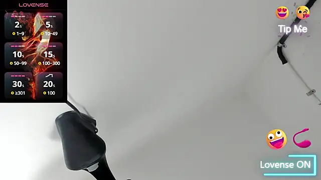Snapshot of sweet__vanessa1 chatting on September 17, 4:14 am sweet vanessa1 online show from September 17, 4:14 am