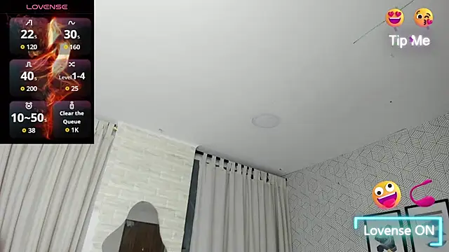 Snapshot of sweet__vanessa1 chatting on September 26, 3:43 am sweet vanessa1 online show from September 26, 3:43 am