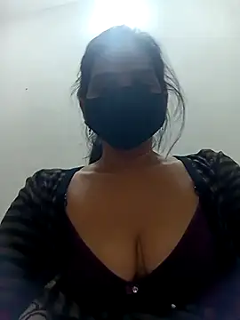 soni yhakur online show from February 24, 8:18 pm