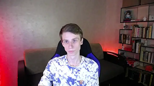 Snapshot of yes_cute_boy_ chatting on September 27, 5:07 pm yes cute boy online show from September 27, 5:07 pm