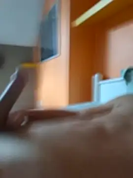 Snapshot of lebonfeu chatting on October 24, 12:45 pm lebonfeu online show from October 24, 12:45 pm