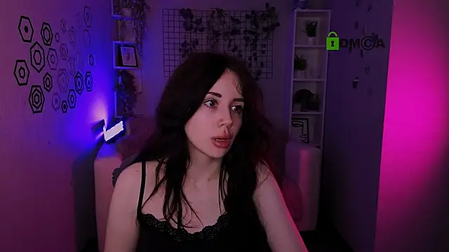 riley sanders online show from June 2, 7:38 pm