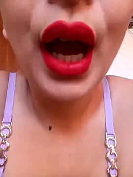 LINA-DALOUA online show from November 18, 12:31 pm