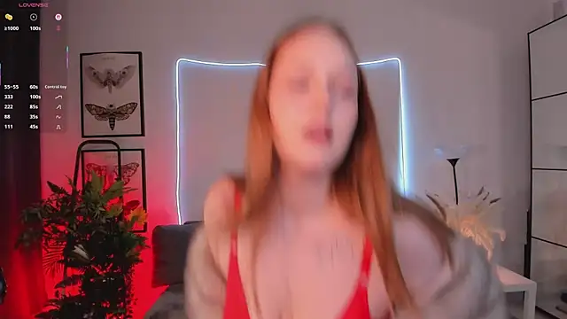 Molly Parker online show from January 17, 4:22 pm