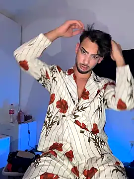 Snapshot of Gipsyboysteve chatting on December 2, 5:52 pm Gipsyboysteve online show from December 2, 5:52 pm