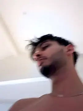 Snapshot of Gipsyboysteve chatting on December 3, 8:00 am Gipsyboysteve online show from December 3, 8:00 am