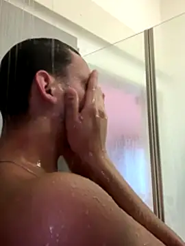 Snapshot of Gipsyboysteve chatting on December 4, 8:12 am Gipsyboysteve online show from December 4, 8:12 am