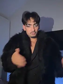 Snapshot of Gipsyboysteve chatting on December 13, 7:53 pm Gipsyboysteve online show from December 13, 7:53 pm