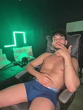 Gipsyboysteve online show from April 13, 11:43 pm