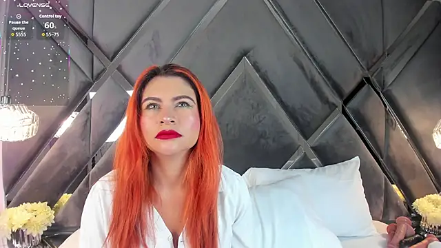 CoraimaSahin online show from February 10, 4:27 am