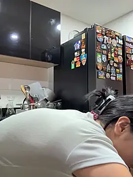 zoecams1 online show from May 16, 8:07 pm