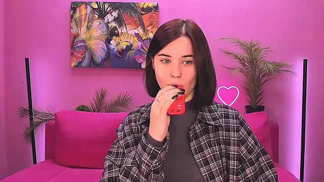 lil angel  online show from November 19, 12:38 pm