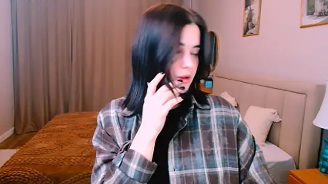 lil angel  online show from March 20, 9:30 pm