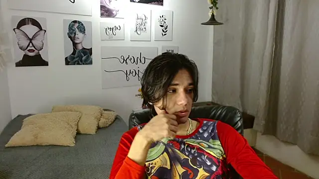 Snapshot of davoxer chatting on October 18, 3:42 am davoxer online show from October 18, 3:42 am