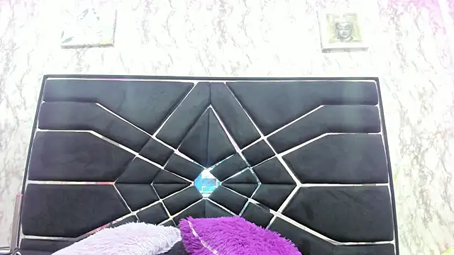 Snapshot of LITTLESUSSYY_ chatting on September 23, 11:46 am LITTLESUSSYY  online show from September 23, 11:46 am