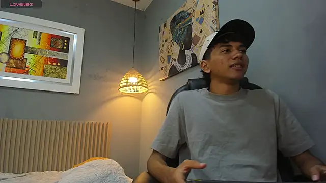 markbowie online show from January 10, 7:15 pm