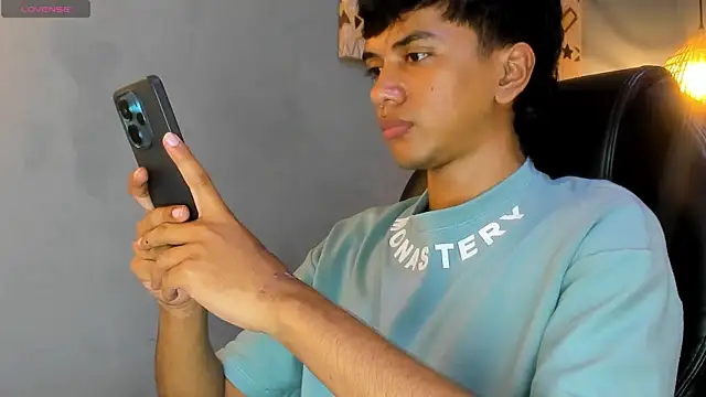 markbowie online show from July 6, 8:11 pm
