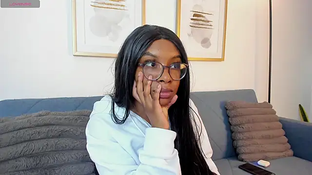 Coco joness online show from November 6, 2:40 pm