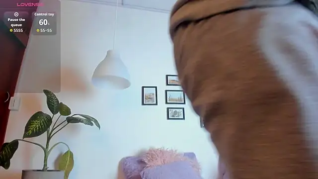 Coco joness online show from November 9, 7:56 pm