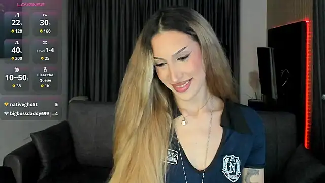 Snapshot of evabelovaa chatting on October 6, 10:29 pm evabelovaa online show from October 6, 10:29 pm