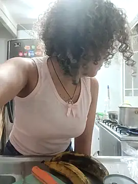 Snapshot of CATTALINAHOT chatting on February 16, 9:22 pm CATTALINAHOT online show from February 16, 9:22 pm