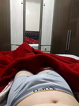 Gustavo198045 online show from October 18, 2:36 am