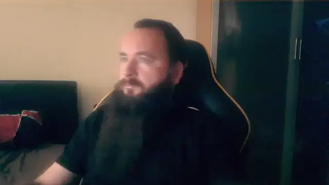 LondonMan1988 online show from October 7, 7:27 am