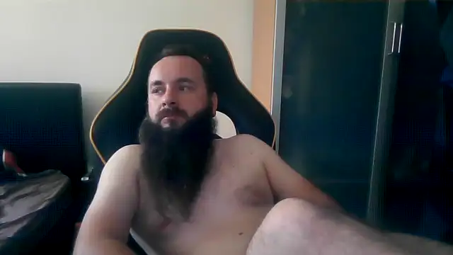 LondonMan1988 online show from May 23, 5:39 pm