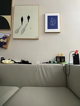 anna yngs online show from October 12, 12:53 am