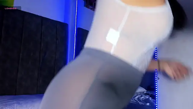 luna78hard online show from November 3, 1:51 am