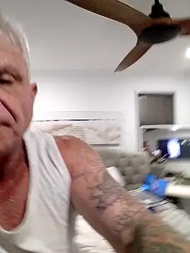 iamthepublickmasterbater online show from September 14, 8:52 pm