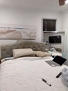 iamthepublickmasterbater online show from September 24, 5:00 am