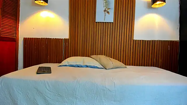 David niet online show from October 28, 6:10 pm