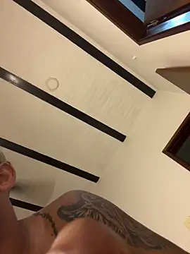 Snapshot of marcelo_911 chatting on March 15, 10:54 am marcelo 911 online show from March 15, 10:54 am