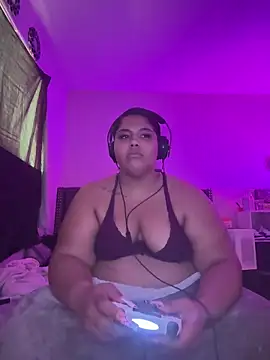 1n0nlythroat online show from October 31, 5:58 pm