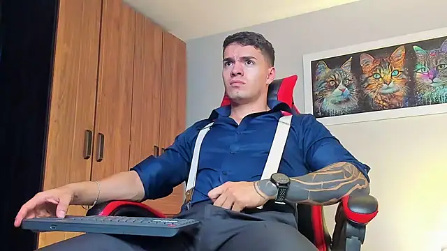 ALPHA DOMINUS  online show from November 11, 3:50 am