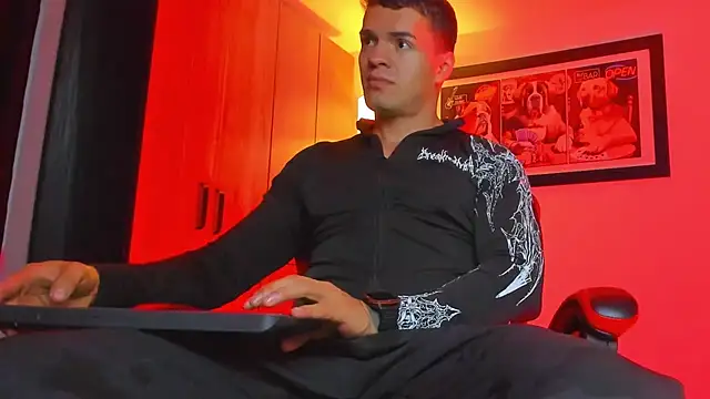 ALPHA DOMINUS  online show from January 14, 4:29 am