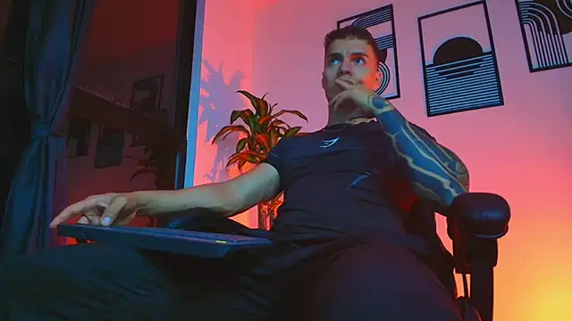 ALPHA DOMINUS  online show from April 15, 10:22 am