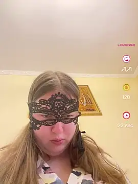 ShyPampBlondie online show from April 27, 10:24 am