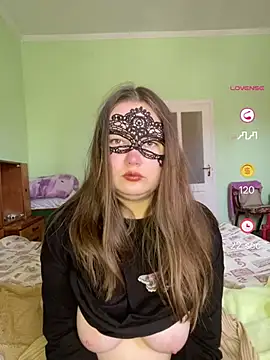 ShyPampBlondie online show from April 30, 11:27 am